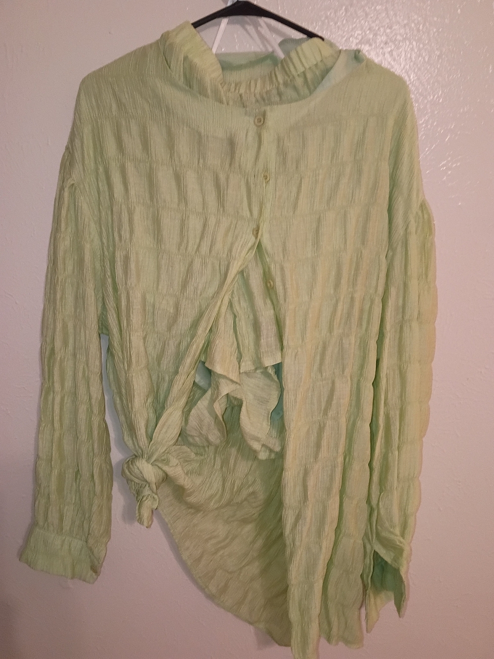 Light Green Button-Front Women's Textured Shirt with Front Tie